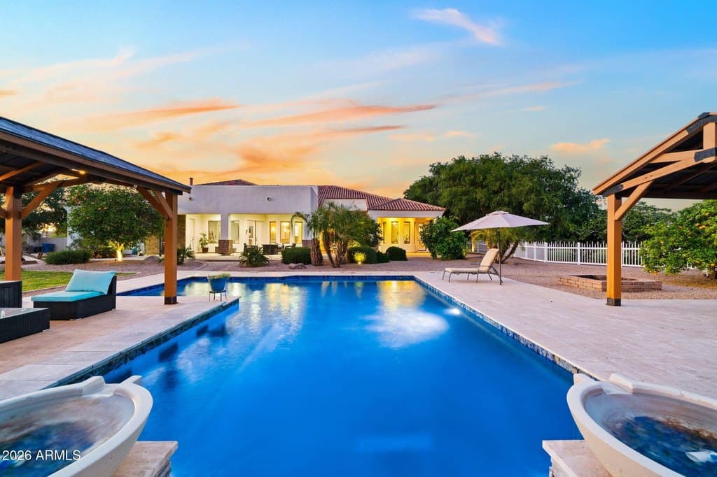 16325 E Magnolia Dr, Gilbert