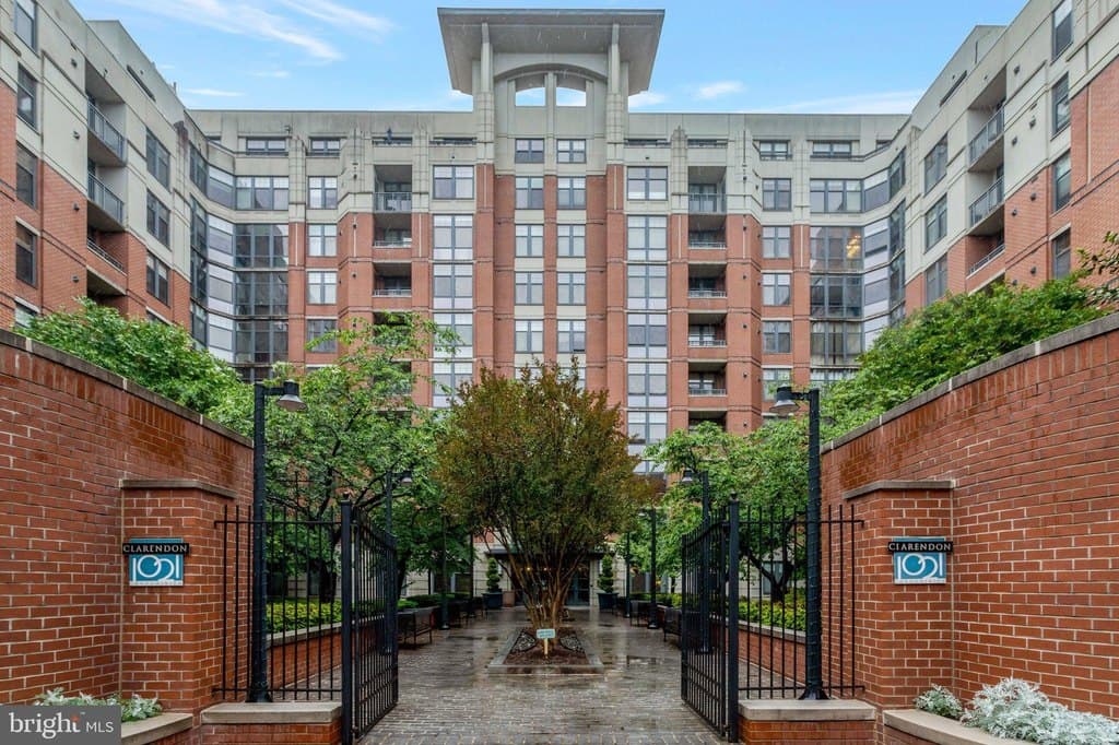 1021 N Garfield St Apt 315