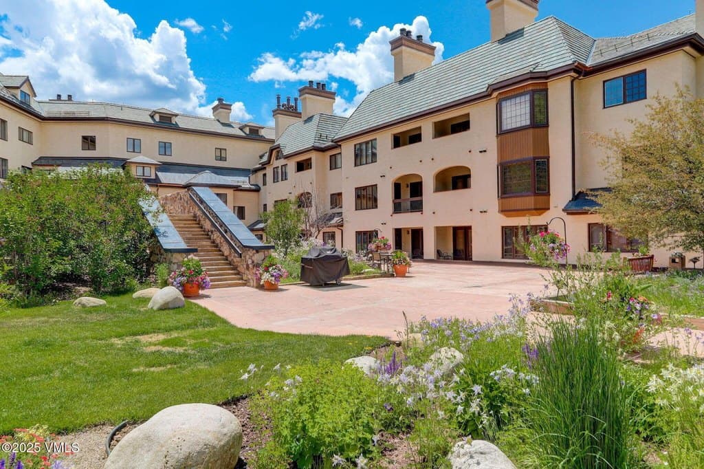 120 Offerson Rd Unit 5160, Beaver Creek