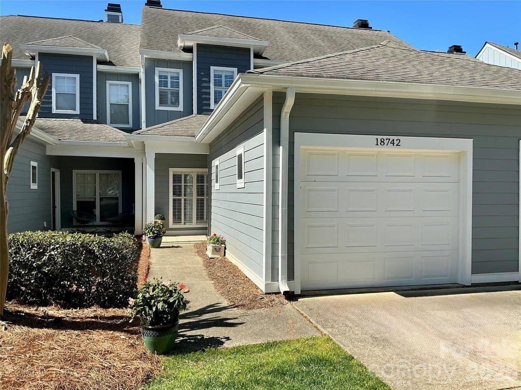 18742 Silver Quay Dr, Cornelius