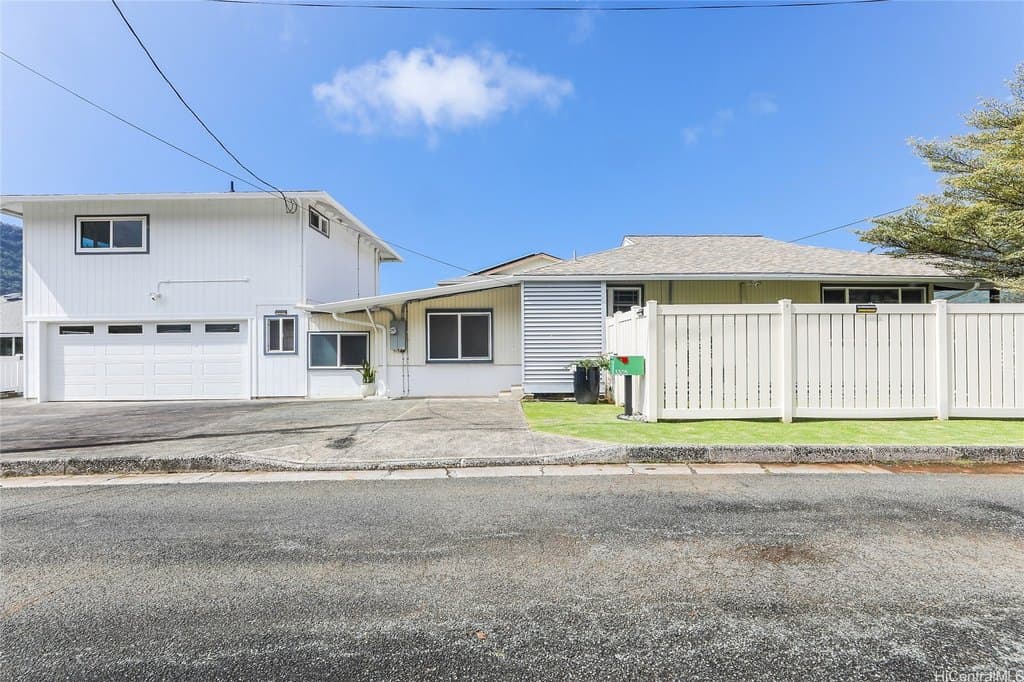 3305 East Manoa Rd, Honolulu