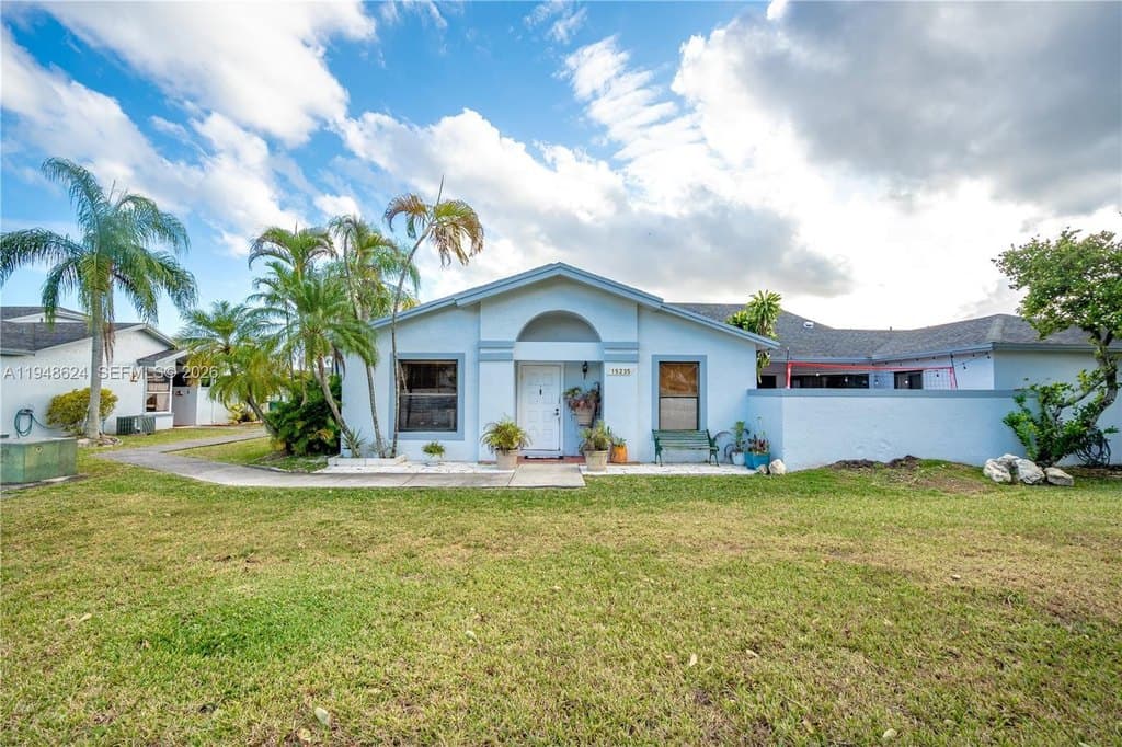 15235 SW 64th Ter Unit 9-35