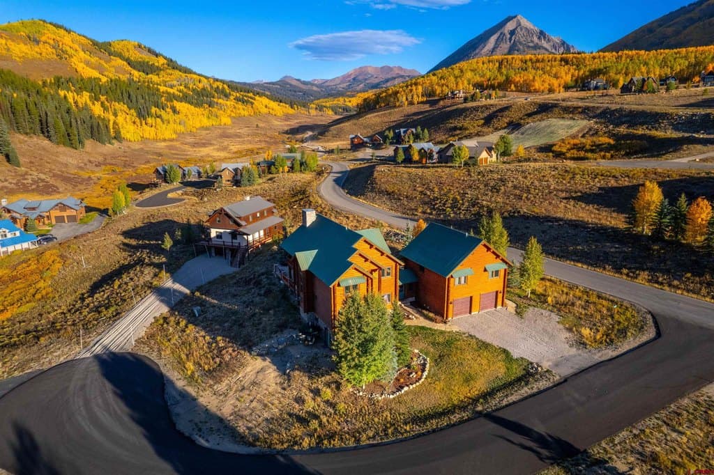 45 Creek Cv, Crested Butte