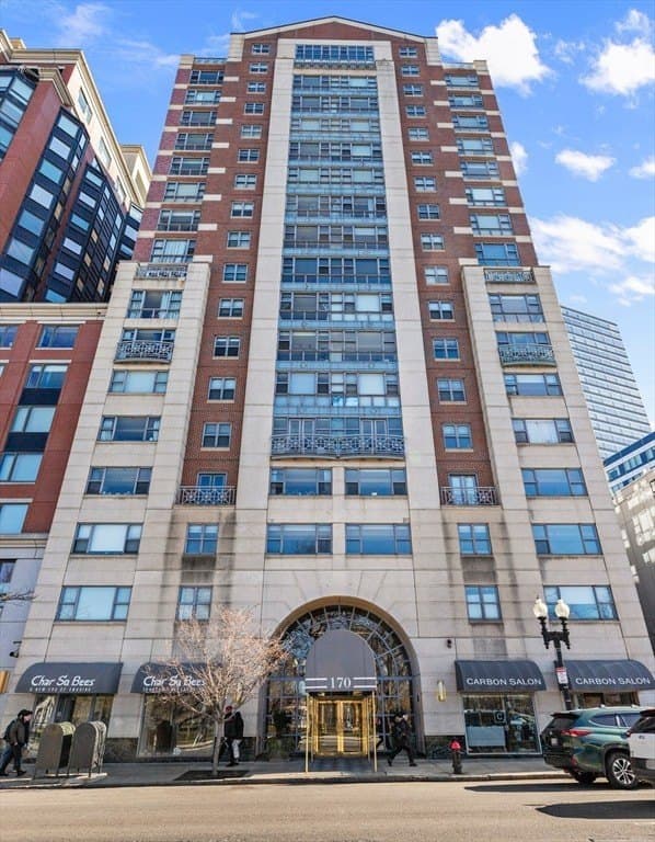 170 Tremont St Apt 1604