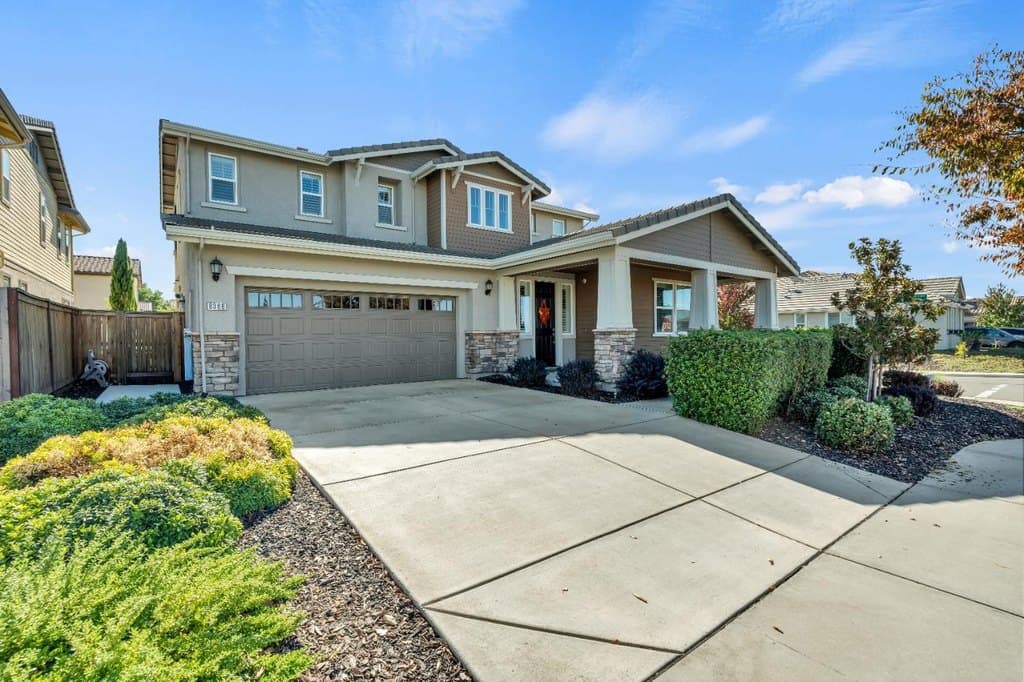 8388 Canary Pine Way, Elk Grove