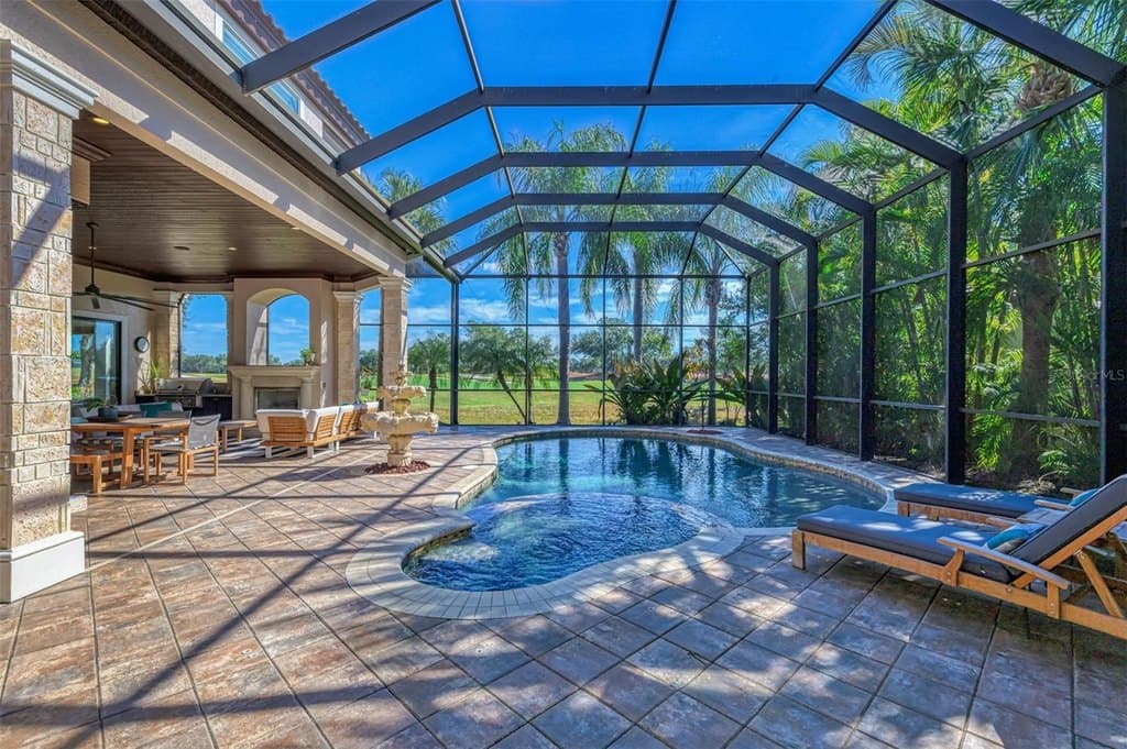 7427 Greystone St, Lakewood Ranch