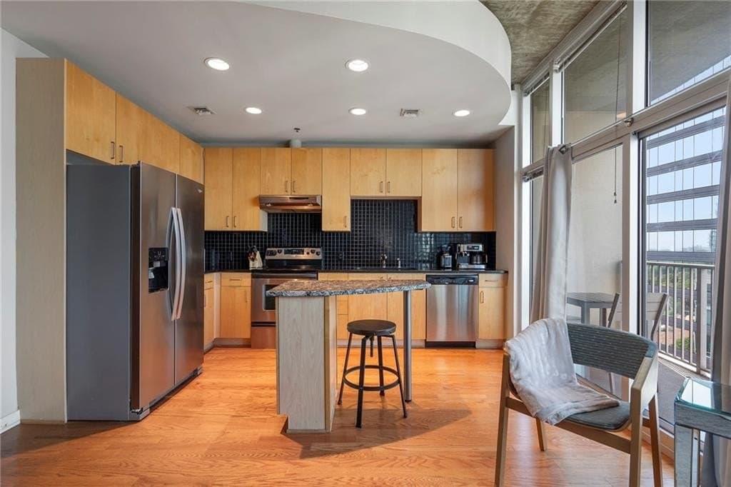 923 Peachtree St NE Unit 1827, Atlanta