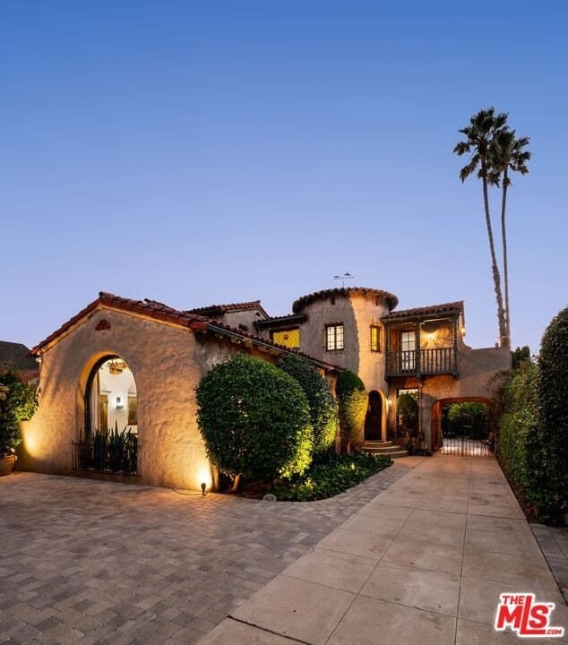 615 S Highland Ave, Los Angeles