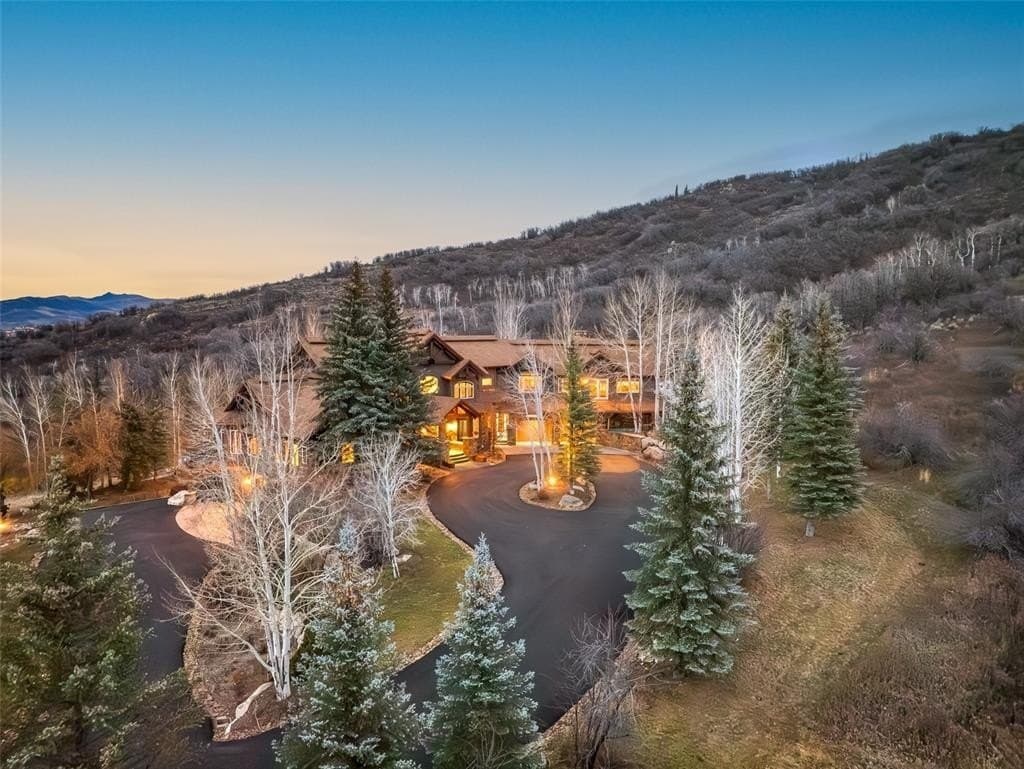 35415 Priest Creek Rd, Steamboat Springs