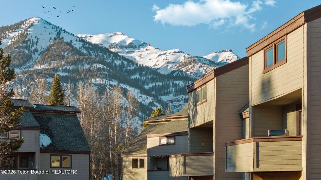 3945 S Lake Creek Dr Unit C4, Wilson