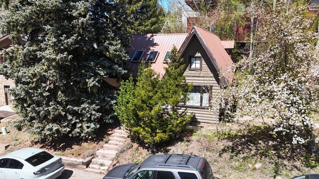 531 6th St E, Ketchum