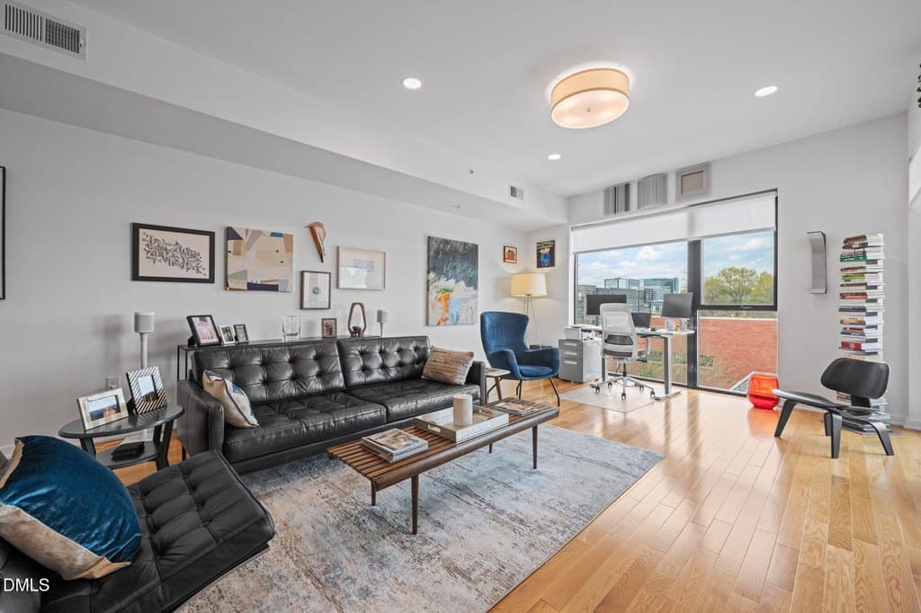 523 S West St Unit 304, Raleigh