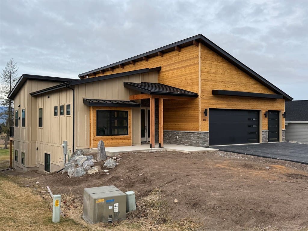 116 Golden Bear Dr, Bigfork