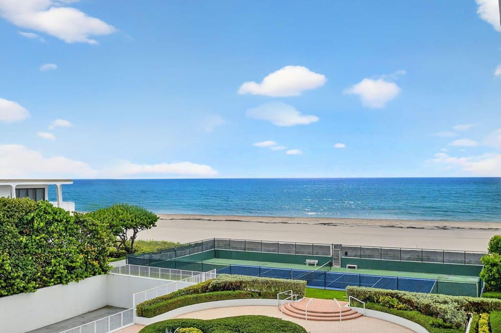2295 S Ocean Blvd Apt 523, Palm Beach