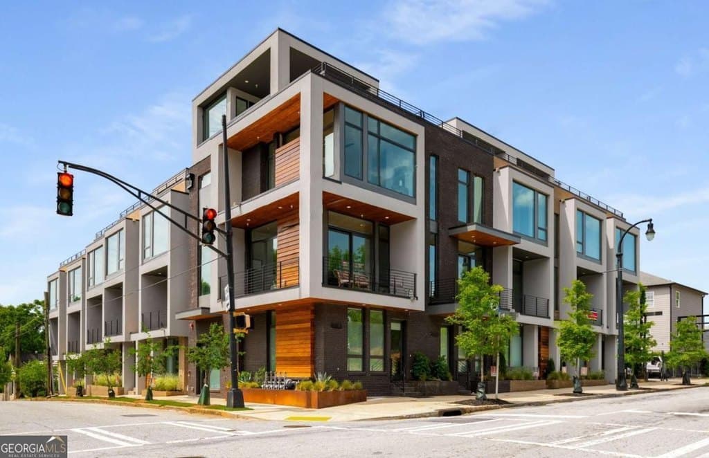 105 Georgia Ave SE Unit 8