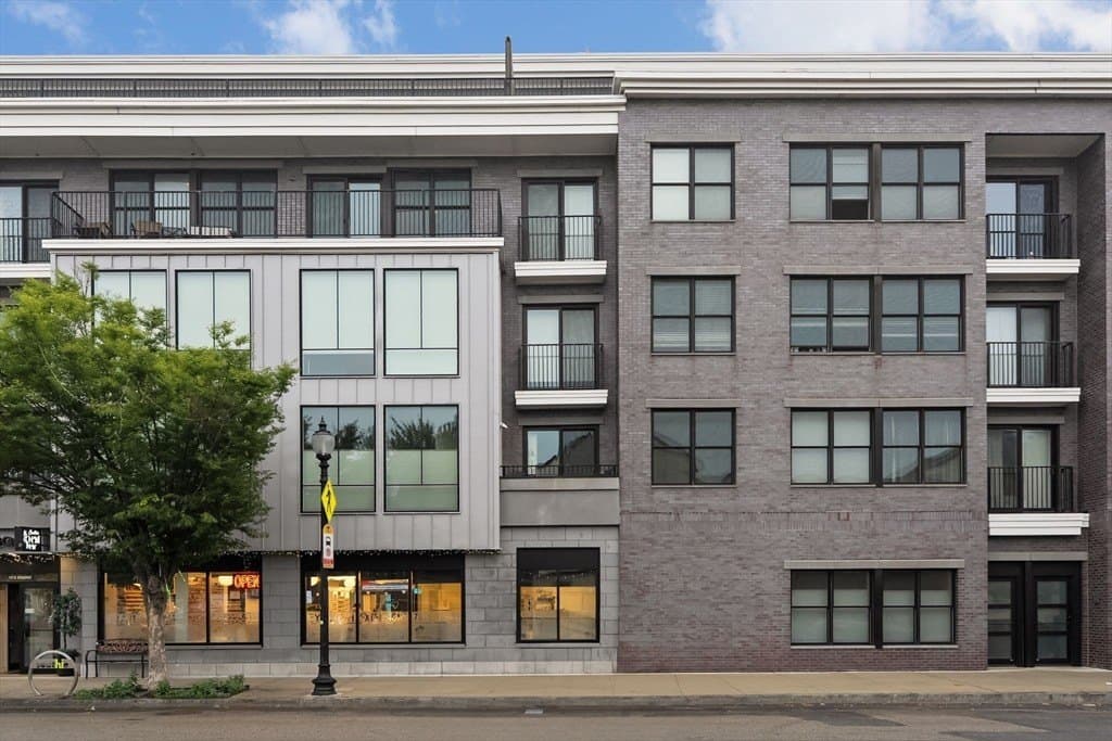 150 W Broadway Unit 418