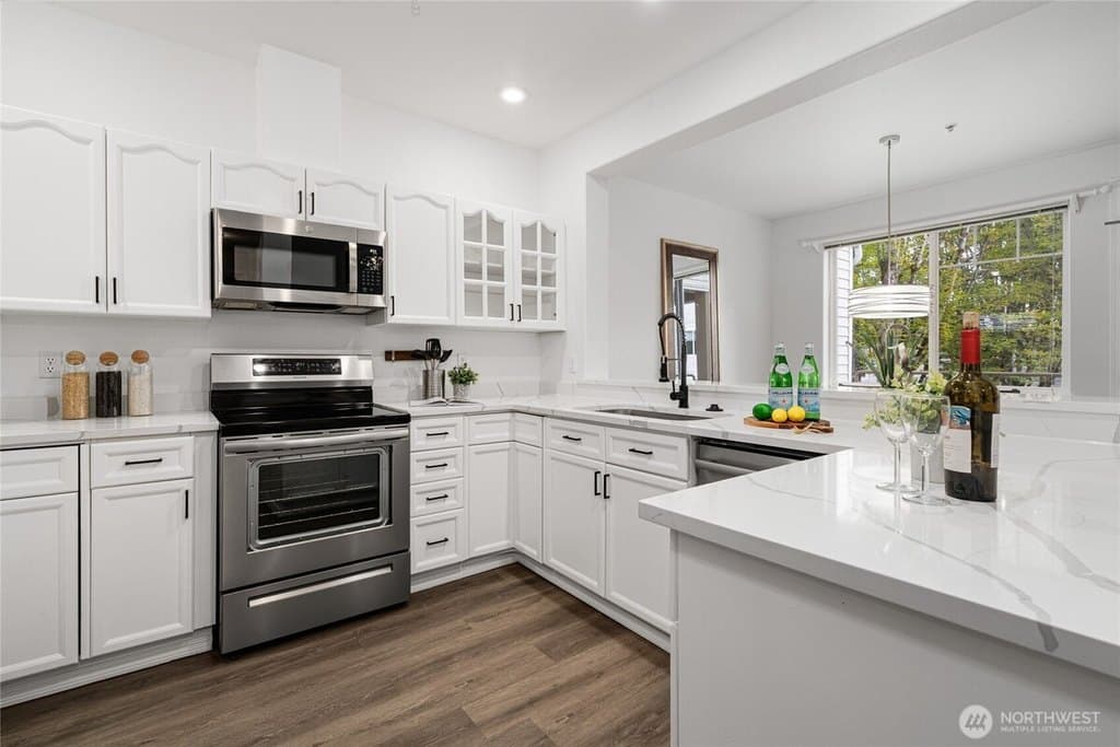 7583 Old Redmond Rd Unit A203, Redmond