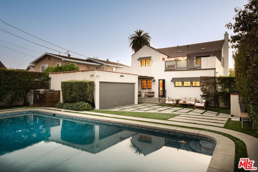 940 Westchester Pl, Los Angeles