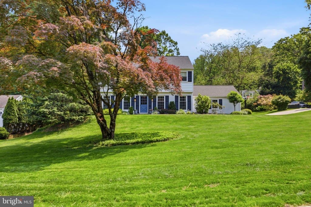 566 Upper Weadley Rd, Wayne