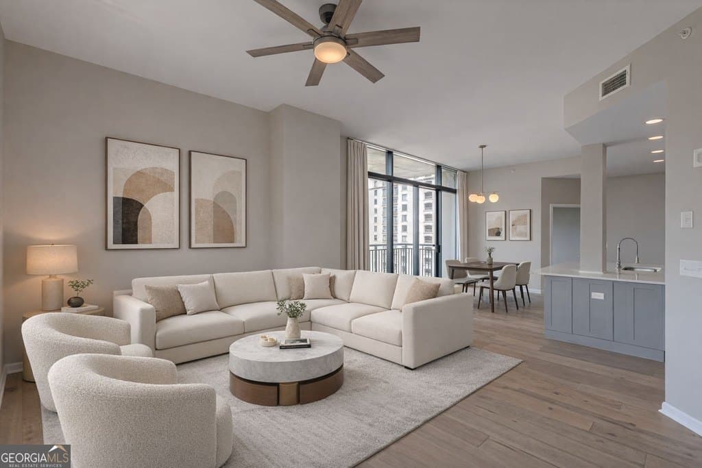 3040 Peachtree Rd NW Unit 1611, Atlanta