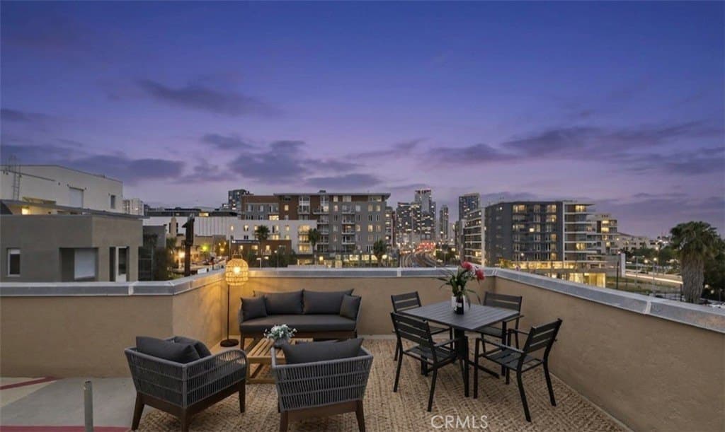 941 W Hawthorn St Apt 9, San Diego