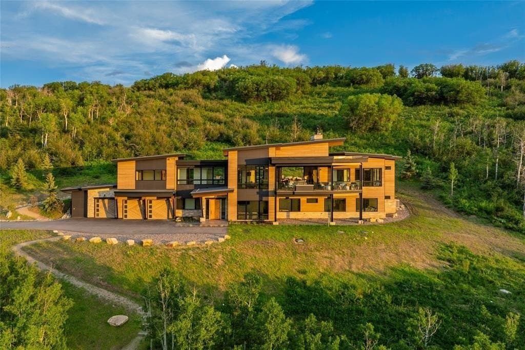 33200 Meadow Creek Dr, Steamboat Springs
