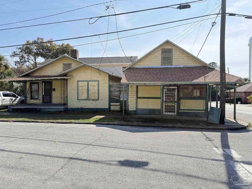 127 W Belmont St, Pensacola