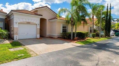 10273 SW 162nd Ct