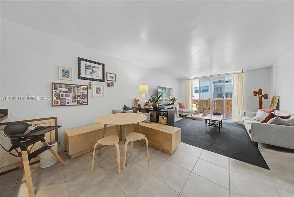 777 NE 62nd St Apt C211