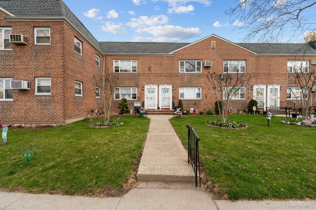 1045 Shore Pkwy Unit B, Brooklyn