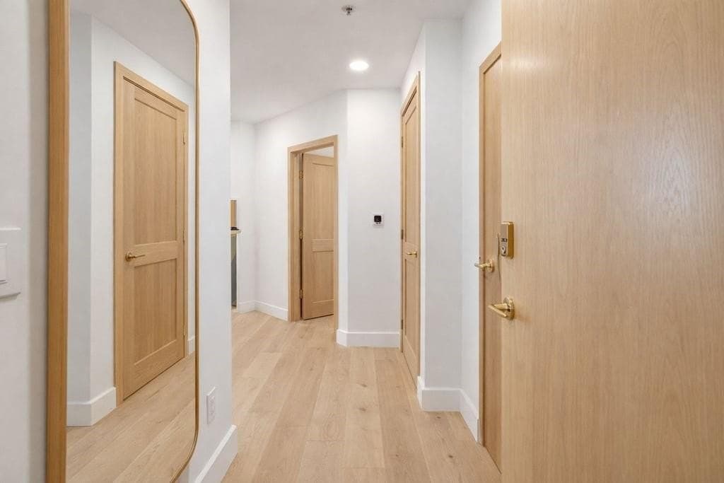 3324 Peachtree Rd NE Unit 1018