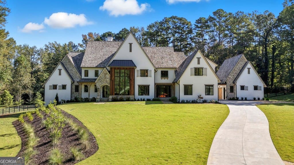 14801 Hopewell Rd, Alpharetta