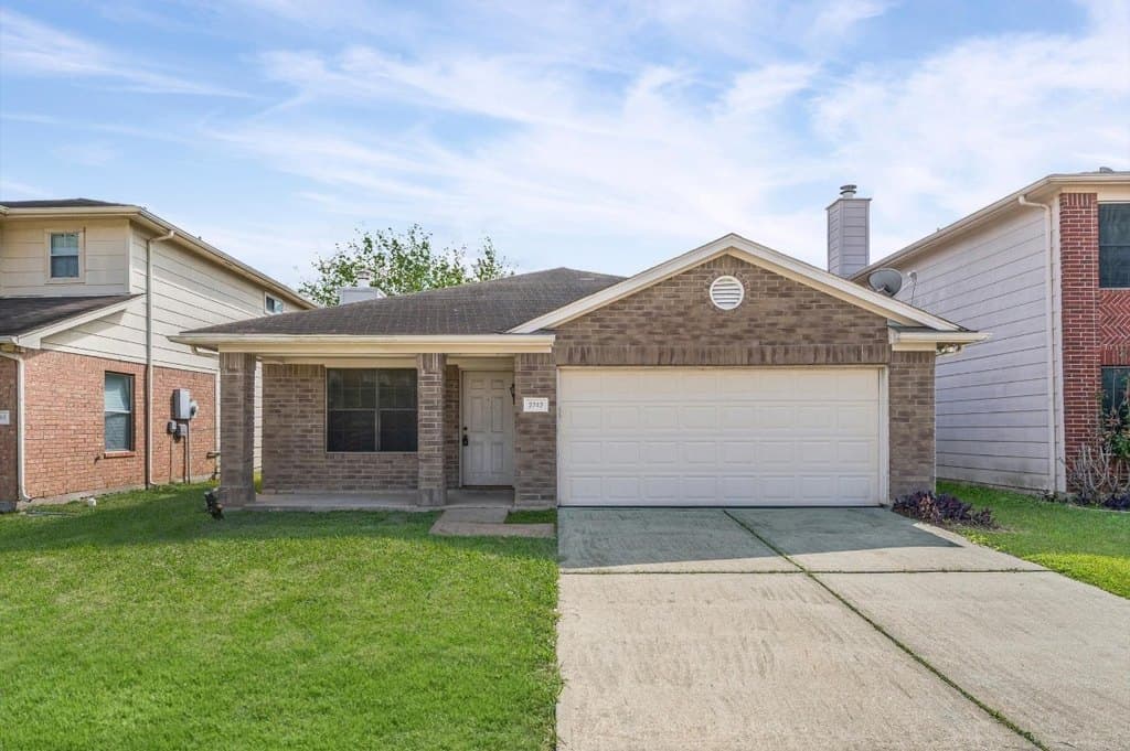 2742 Villa Del St, Sugar Land