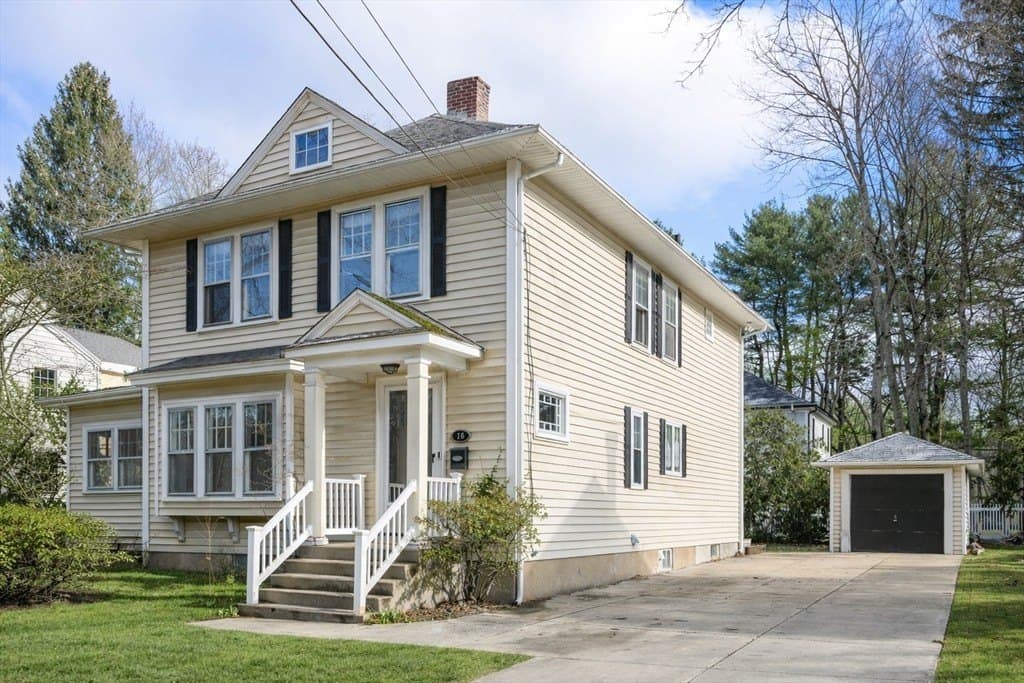 16 Intervale Rd, Wellesley