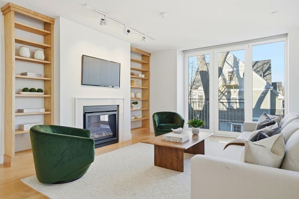 7 Beech St Unit 211, Cambridge