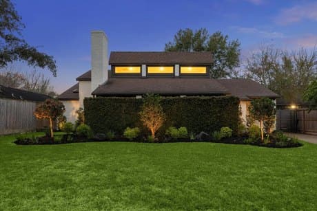 3210 Freshmeadows Dr