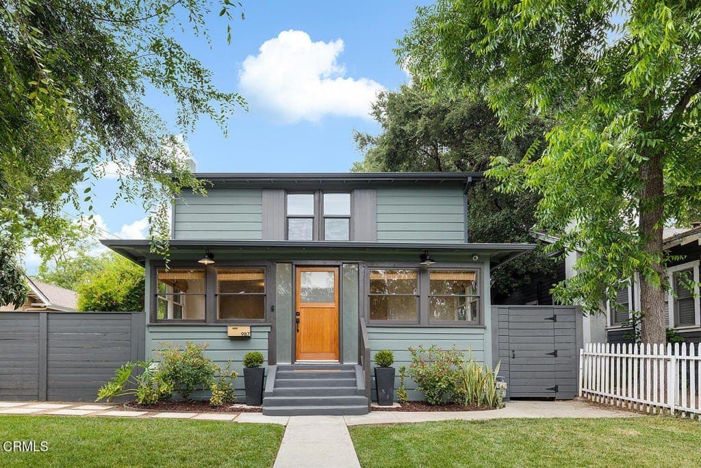 987 Bell St, Pasadena