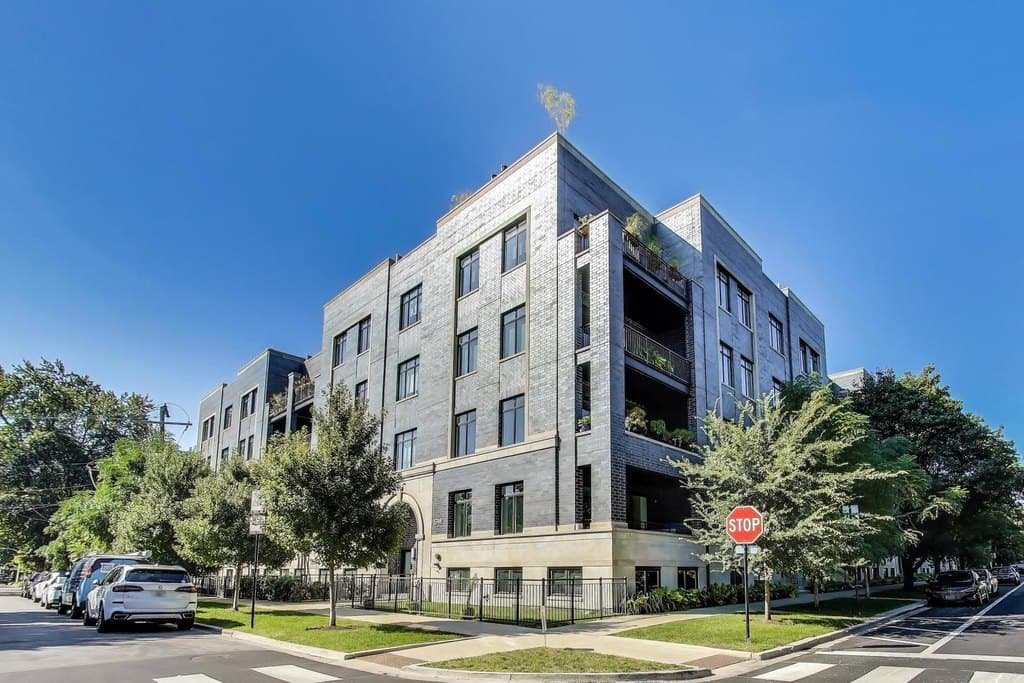 5748 N Hermitage Ave Unit 106, Chicago
