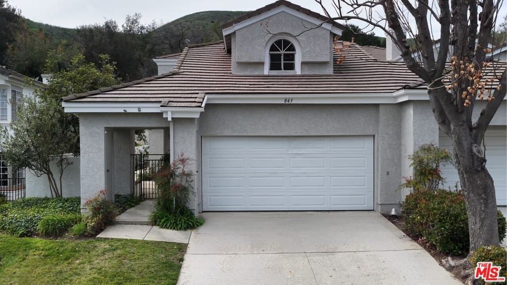 843 Sunstone St, Westlake Village