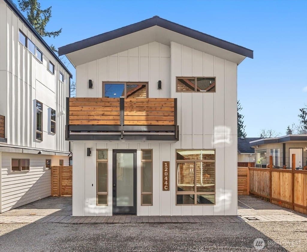 12044 Hiram Pl NE Unit C