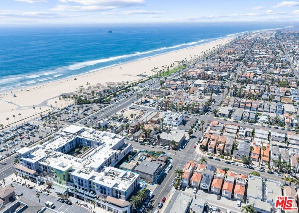 517 Walnut Ave, Huntington Beach