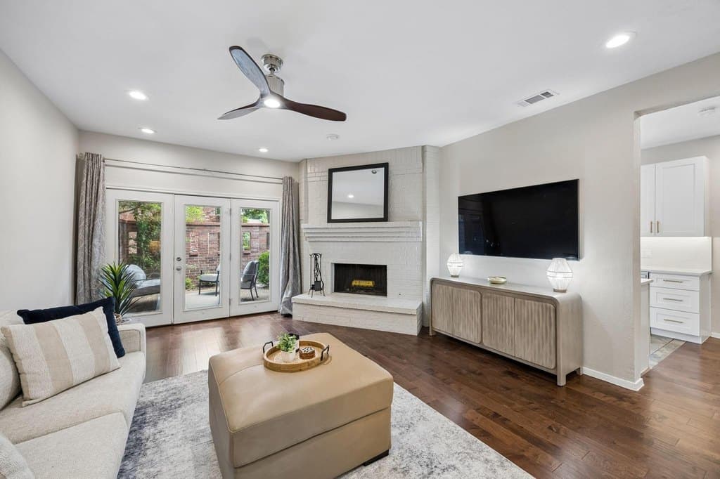 12447 Montego Plz, Dallas