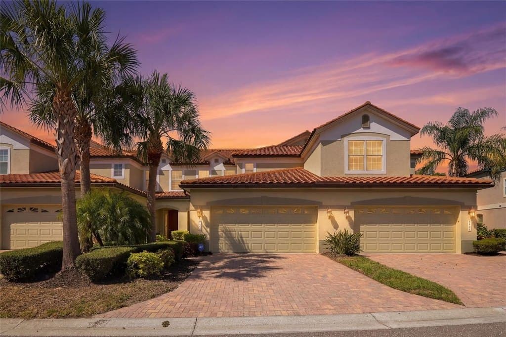 8142 Miramar Way, Lakewood Ranch