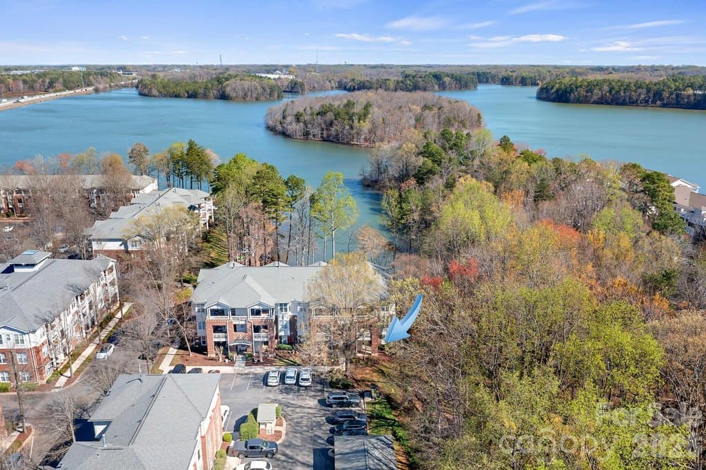 714 Northeast Dr Unit 52, Davidson