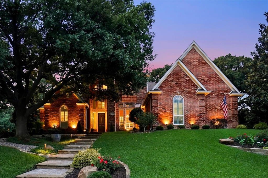 803 Woodcrest Ct, Southlake