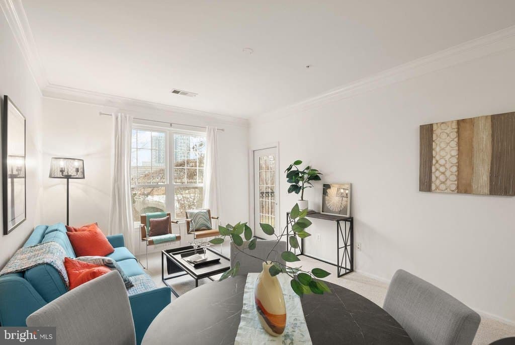 1601 Spring Gate Dr Unit 1116, McLean