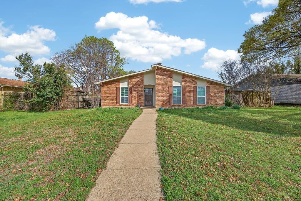 1805 Spanish Trl, Plano