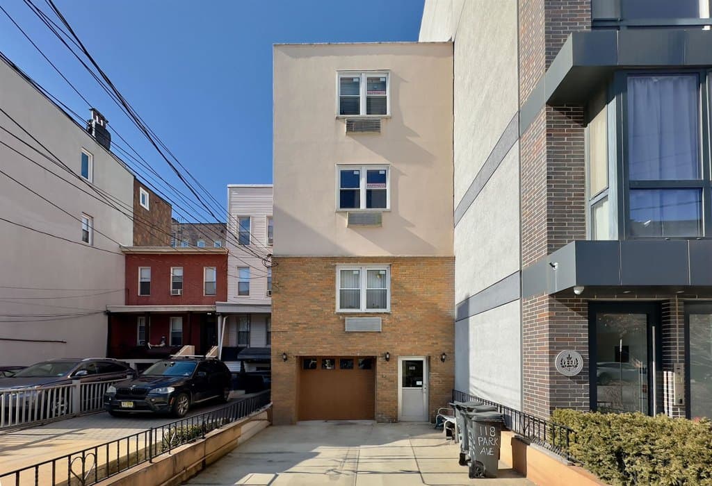 118 Park Ave, Hoboken