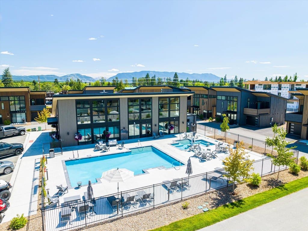 86 Serpentine Cir Apt 208, Whitefish