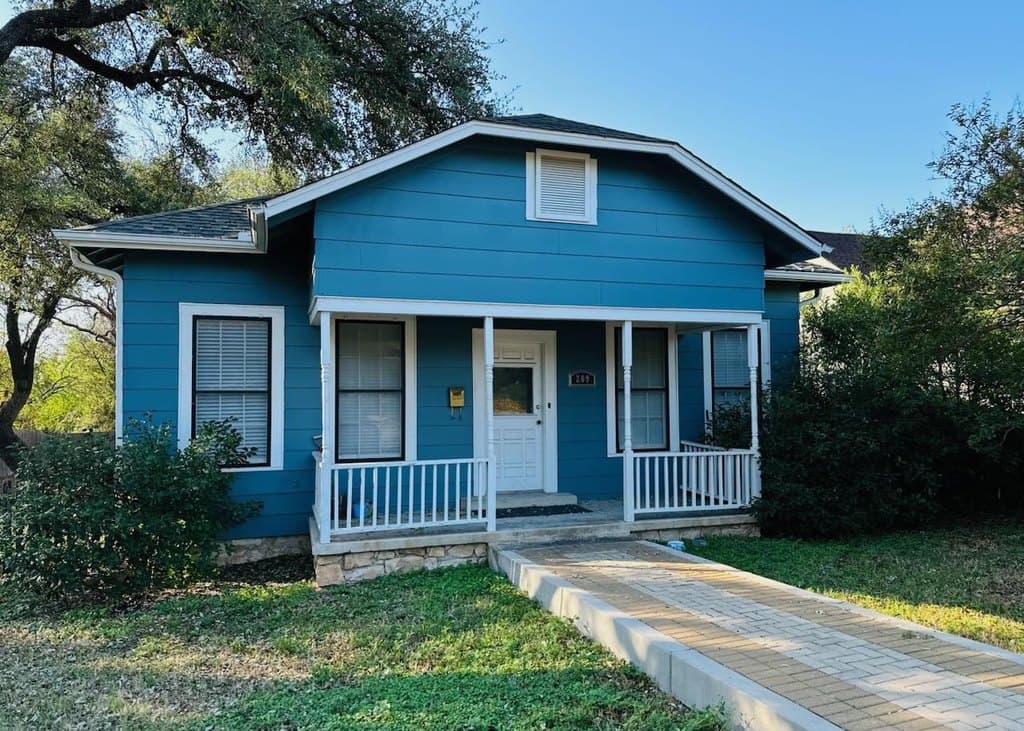 209 W Bagdad Ave, Round Rock